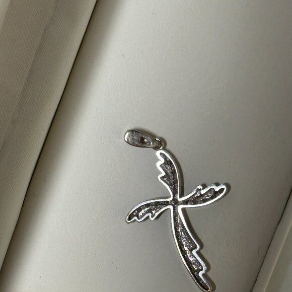 10K Solid White Gold Cross Pendant Diamonds Twist Design - Picture 2 of 6